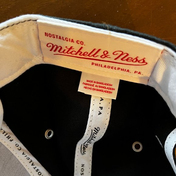 Mitchell & Ness Raiders Snapback Hat - NEW - Picture 4 of 4